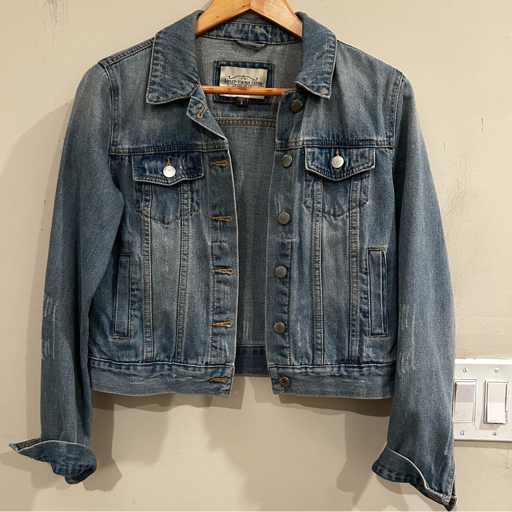 Ashley Vintage Charm Denim Jacket Women's Junior Blue Medium Wash small